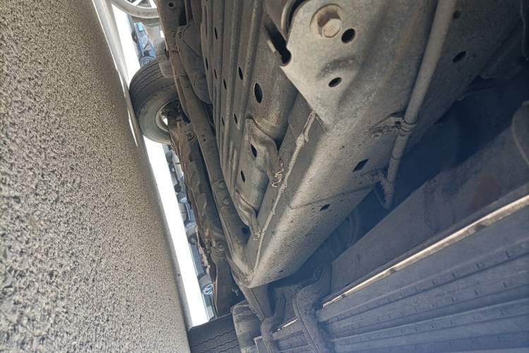 Used Toyota Land Cruiser 2010 4.0L Automatic VX Chassis Rear Right