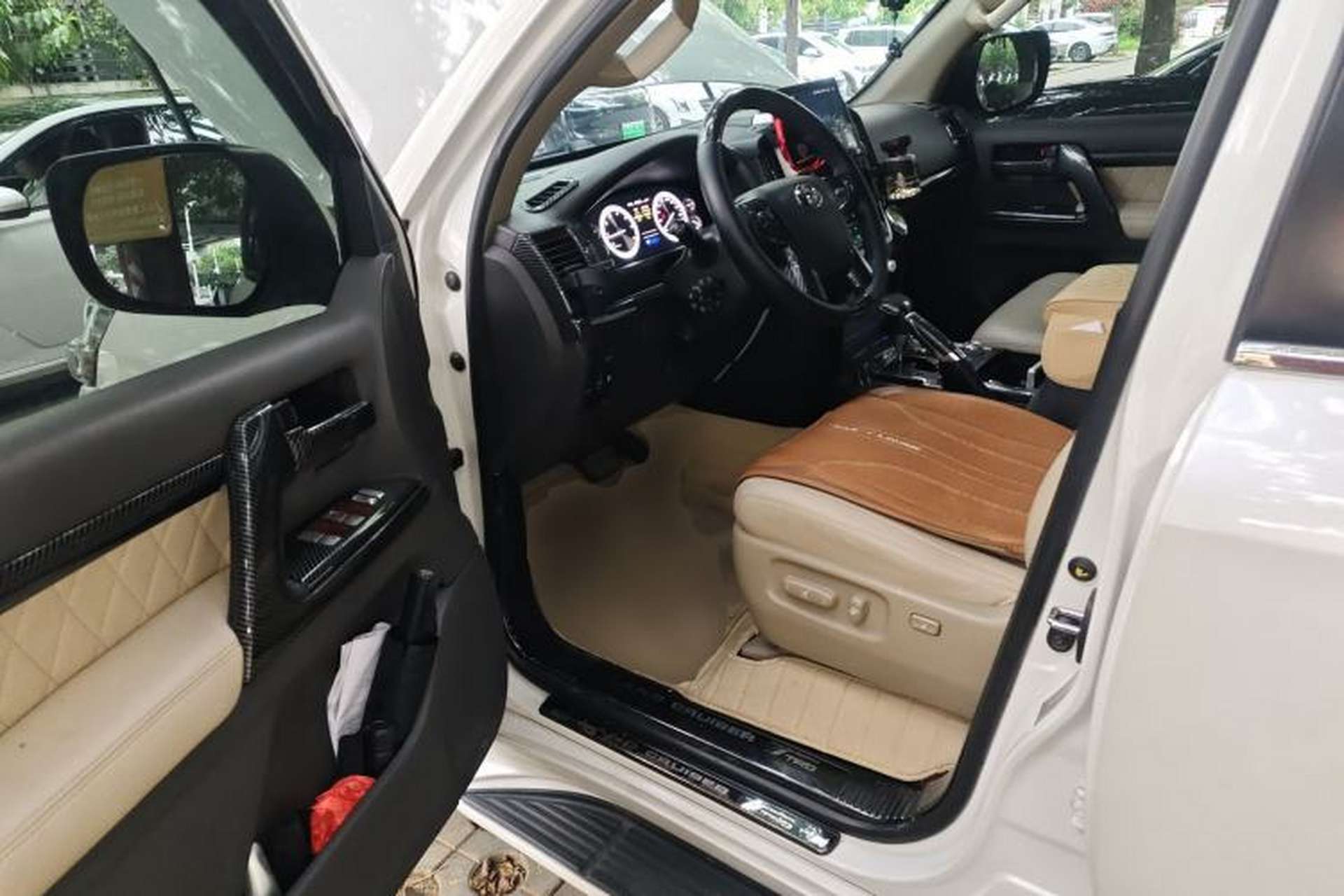 Used Toyota Land Cruiser  Driver Seat