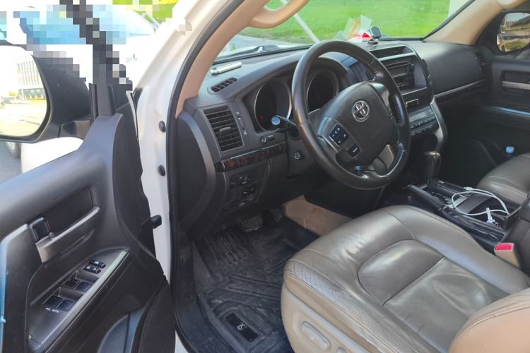 Used Toyota Land Cruiser 2010 4.7L Automatic VX Driver Seat