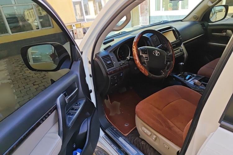 Used Toyota Land Cruiser 2010 4.7L Automatic VX Driver Seat