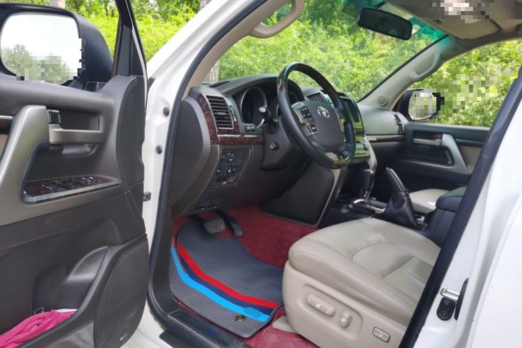 Used Toyota Land Cruiser 2010 4.7L Automatic VX Driver Seat