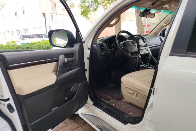 Used Toyota Land Cruiser 2010 4.7L Automatic VX Driver Seat