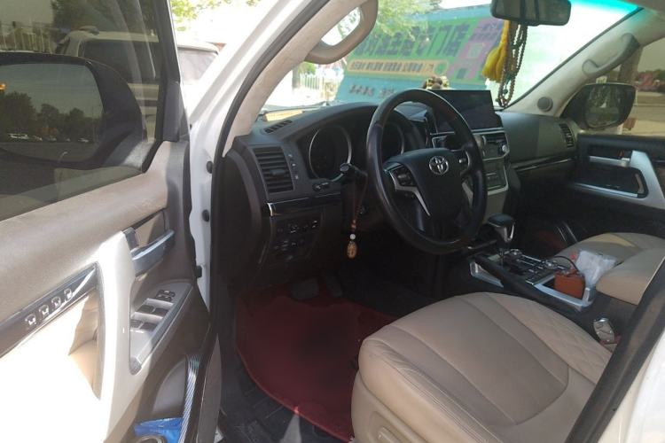 Used Toyota Land Cruiser 2010 4.7L Automatic VX Driver Seat