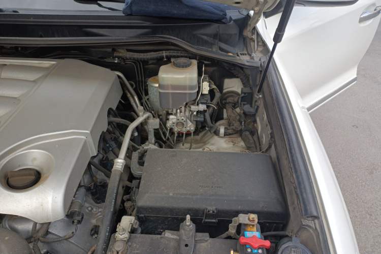 Used Toyota Land Cruiser  Engine Bay Left