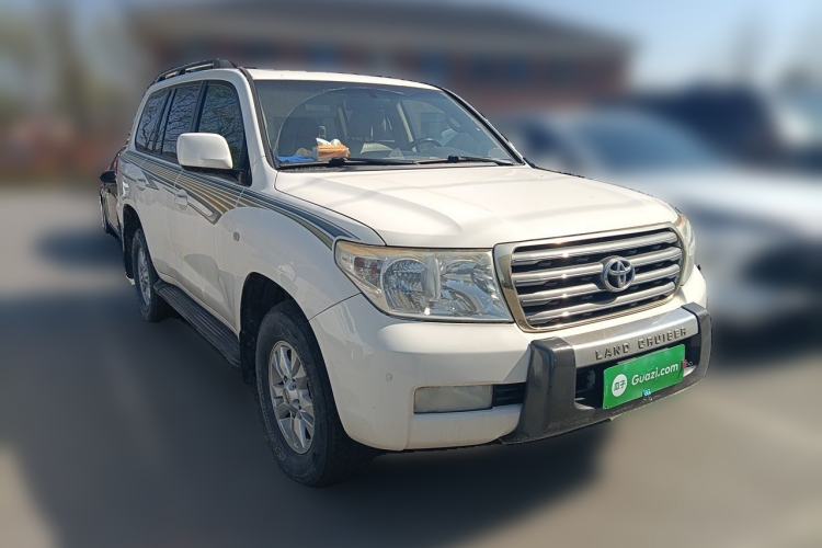 Used Toyota Land Cruiser 2010 4.0L Automatic VX Front Right 45 Deg