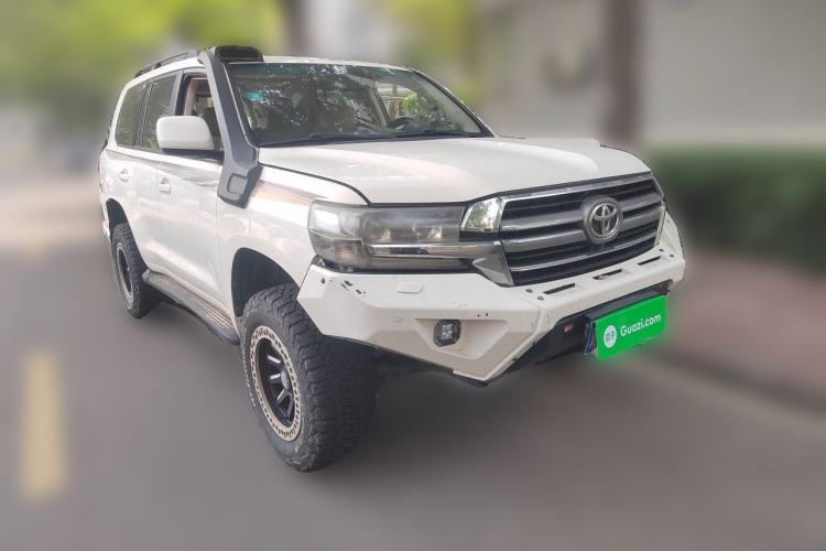 Used Toyota Land Cruiser 2010 4.7L Automatic VX Front Right 45 Deg