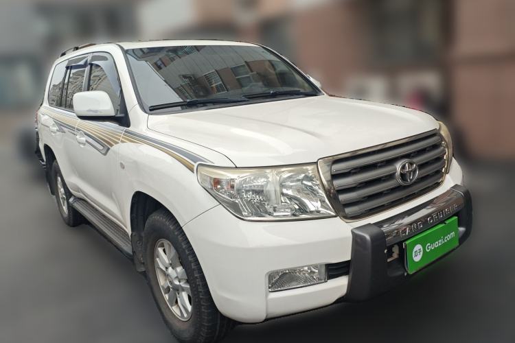 Used Toyota Land Cruiser 2010 4.0L Automatic VX Front Right 45 Deg