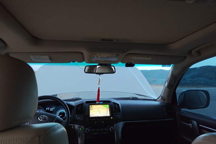 Used Toyota Land Cruiser 2010 4.7L Automatic VX Headliner
