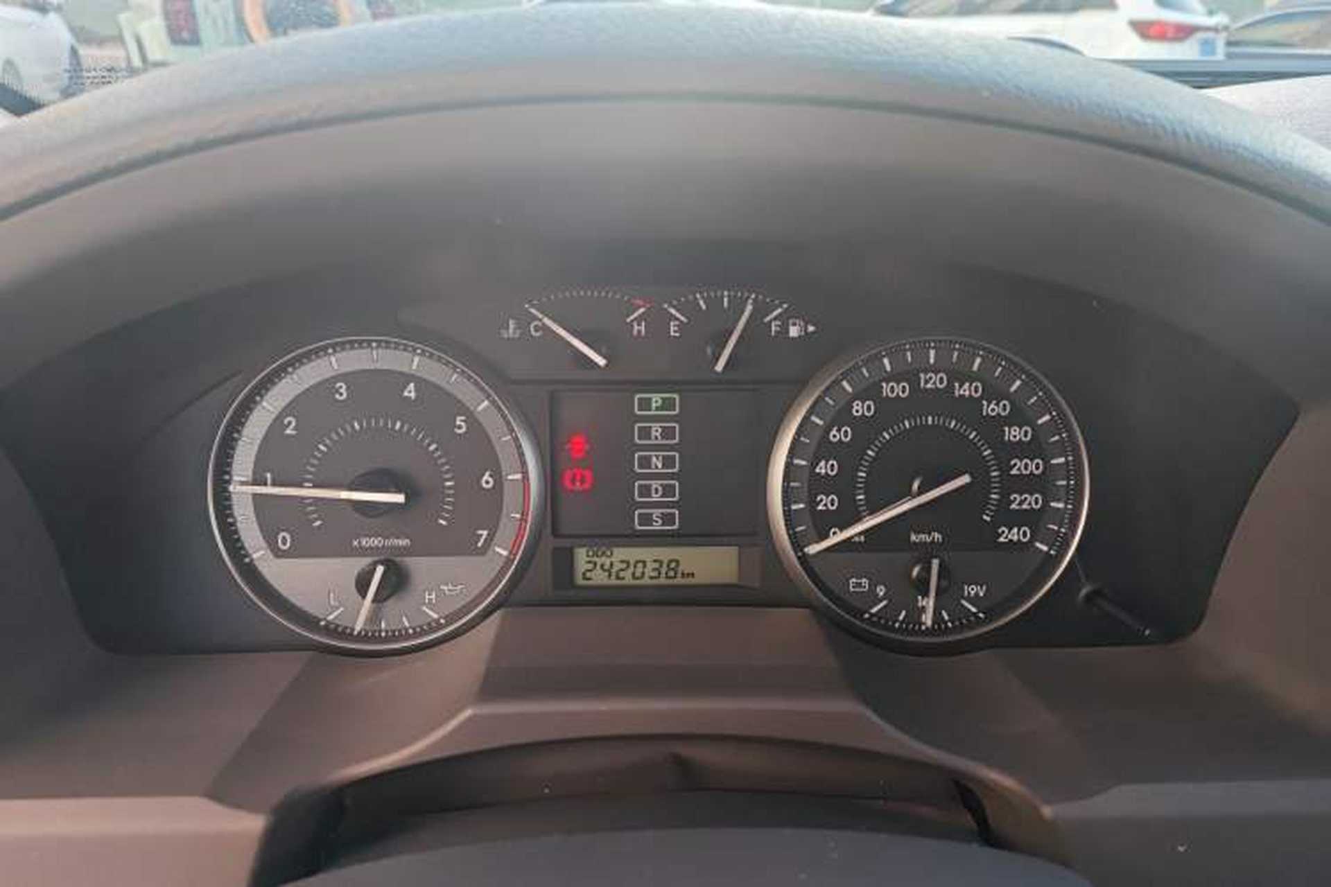 Used Toyota Land Cruiser 2010 4000 Middle East Edition Instrument Cluster