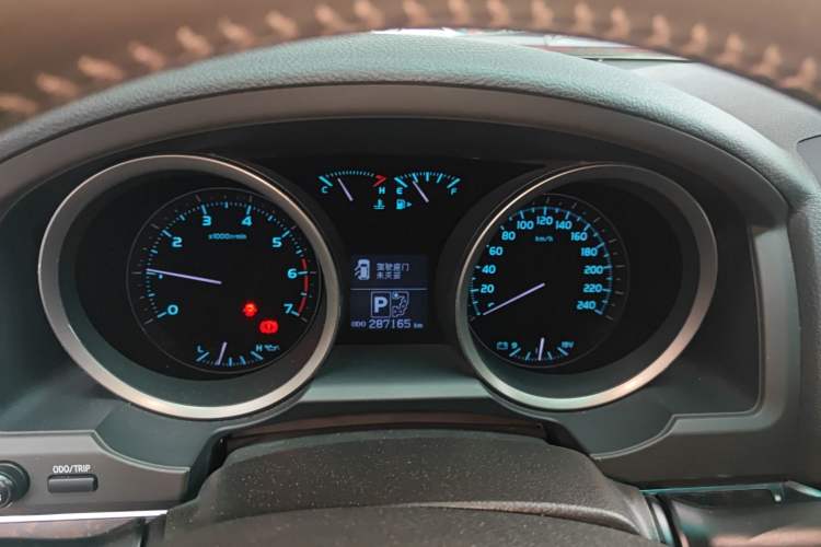 Used Toyota Land Cruiser 2010 4.7L Automatic VX Instrument Cluster