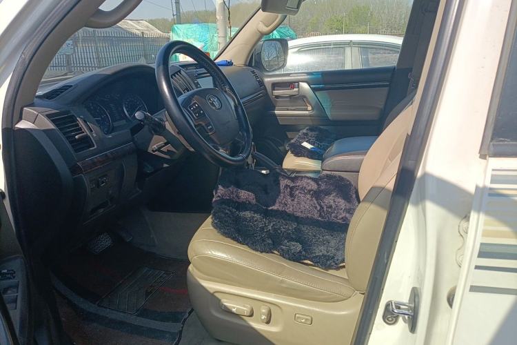 Used Toyota Land Cruiser 2010 4.0L Automatic VX Left Front Seat