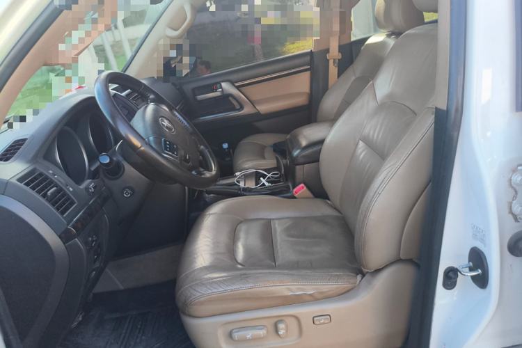Used Toyota Land Cruiser 2010 4.7L Automatic VX Left Front Seat