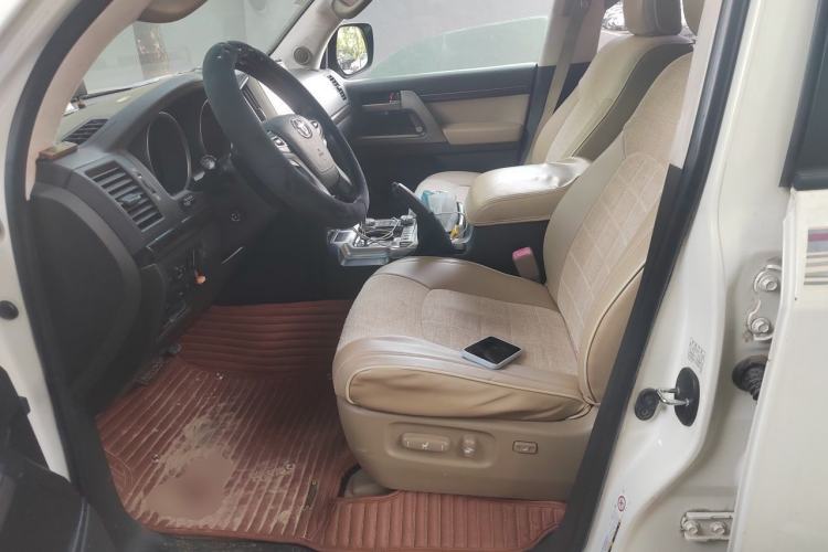 Used Toyota Land Cruiser 2010 4.7L Automatic VX Left Front Seat