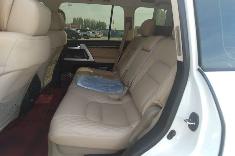 Used Toyota Land Cruiser 2010 4.7L Automatic VX Left Rear Seat