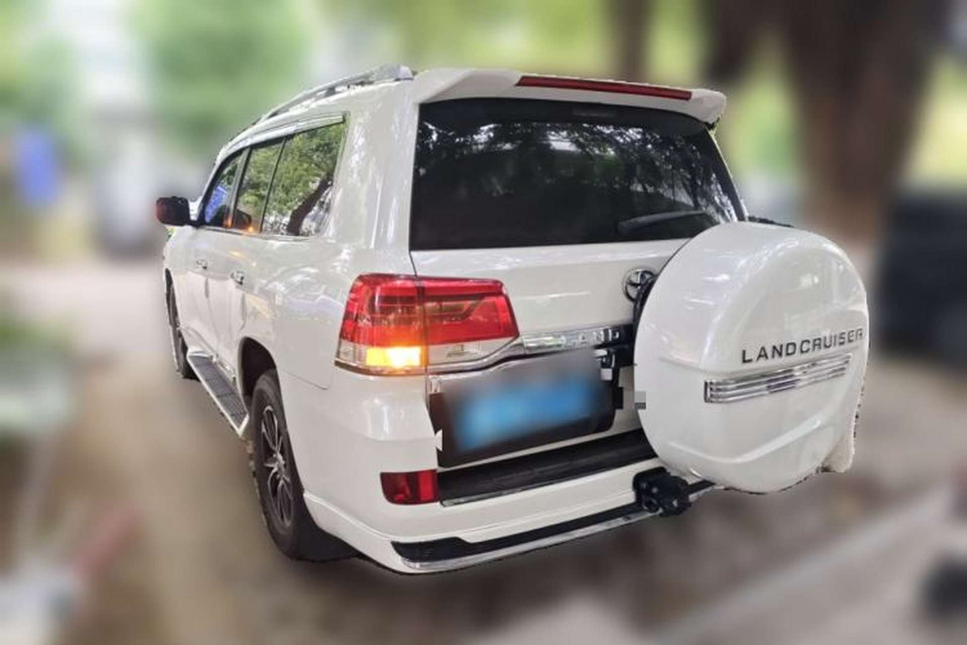 Used Toyota Land Cruiser  Rear Left 45 Deg