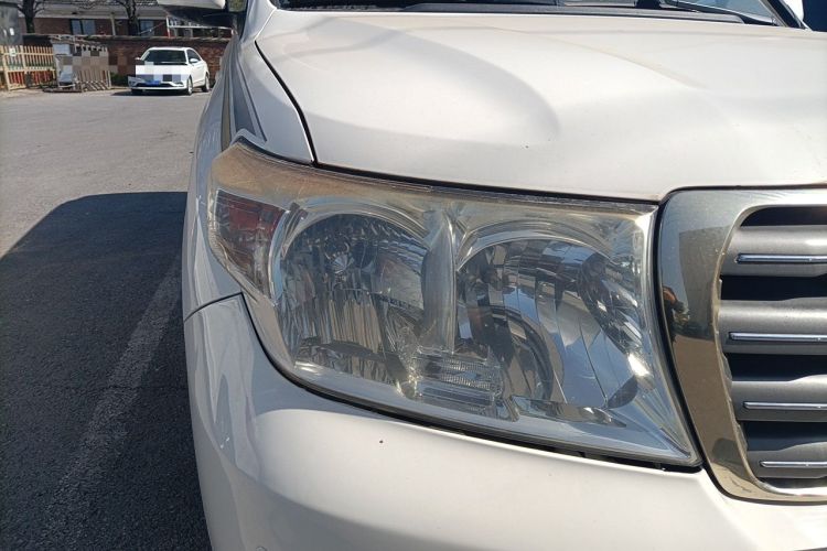 Used Toyota Land Cruiser 2010 4.0L Automatic VX Right Front Headlight