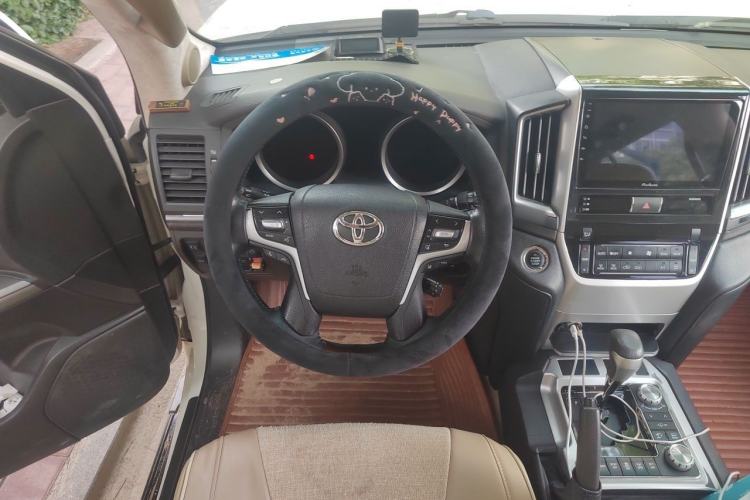 Used Toyota Land Cruiser 2010 4.7L Automatic VX Steering Wheel