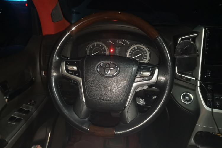 Used Toyota Land Cruiser 2010 4.0L Automatic VX Steering Wheel
