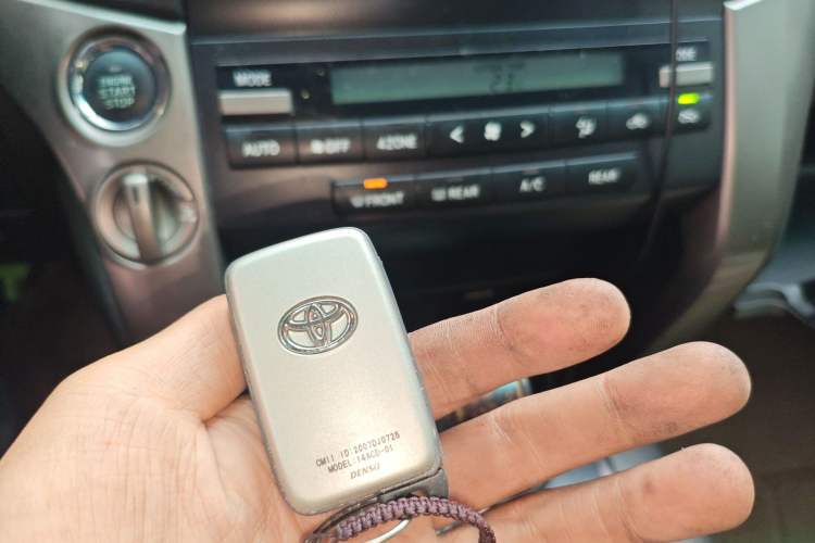 Used Toyota Land Cruiser 2010 4.0L Automatic VX Vehicle Key