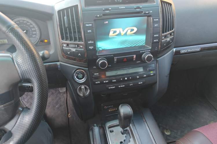 Used Toyota Land Cruiser  Audio And AC Panel