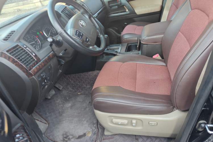 Used Toyota Land Cruiser  Left Front Seat