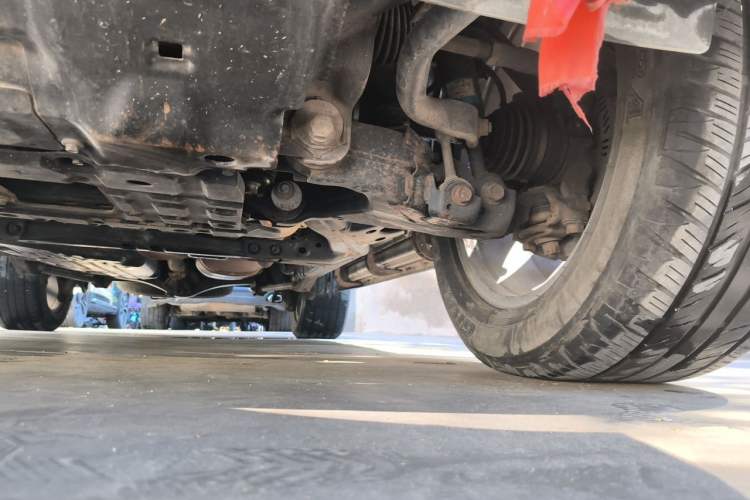 Used Toyota Land Cruiser  Chassis Front Left