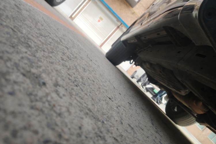 Used Toyota Land Cruiser 2011 4.0L GX Parallel Import Chassis Front Right