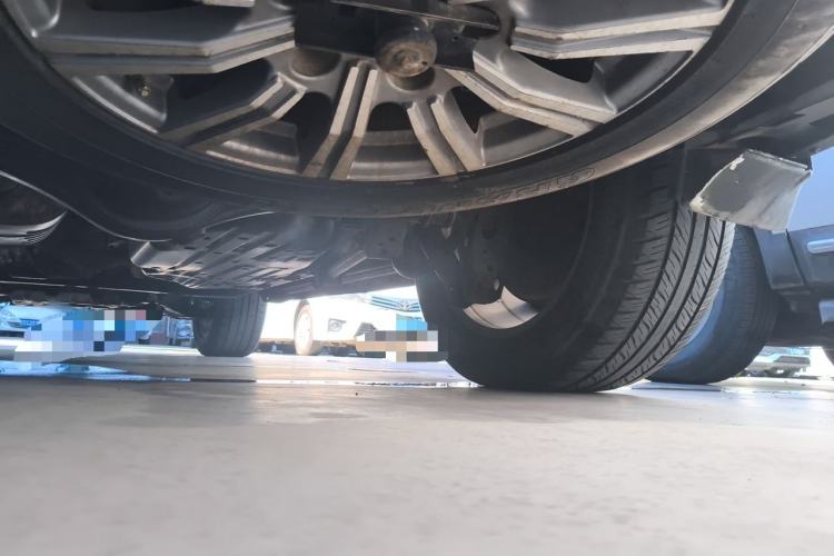 Used Toyota Land Cruiser  Chassis Rear Right