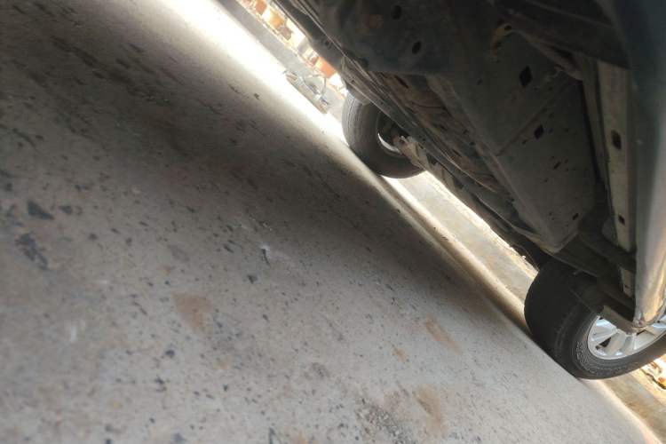 Used Toyota Land Cruiser 2011 4.0L GX Parallel Import Chassis Rear Right