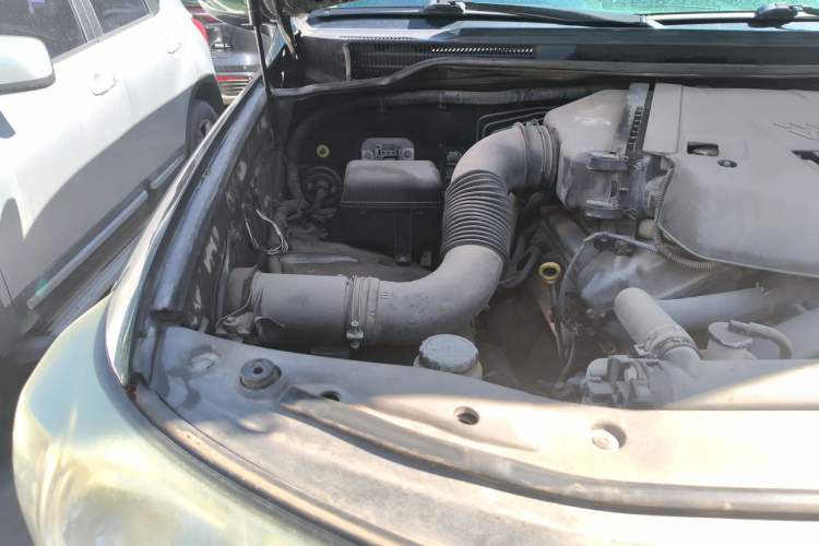 Used Toyota Land Cruiser  Engine Bay Right