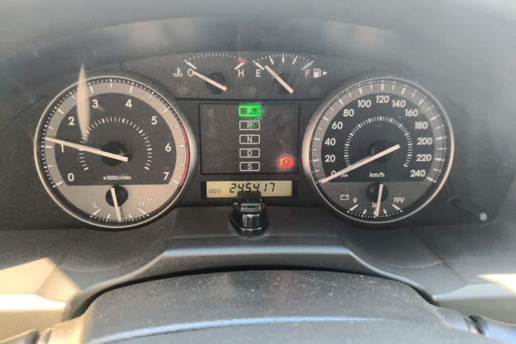 Used Toyota Land Cruiser  Instrument Cluster