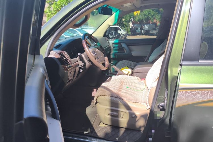 Used Toyota Land Cruiser  Left Front Seat