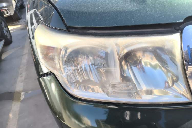 Used Toyota Land Cruiser  Right Front Headlight