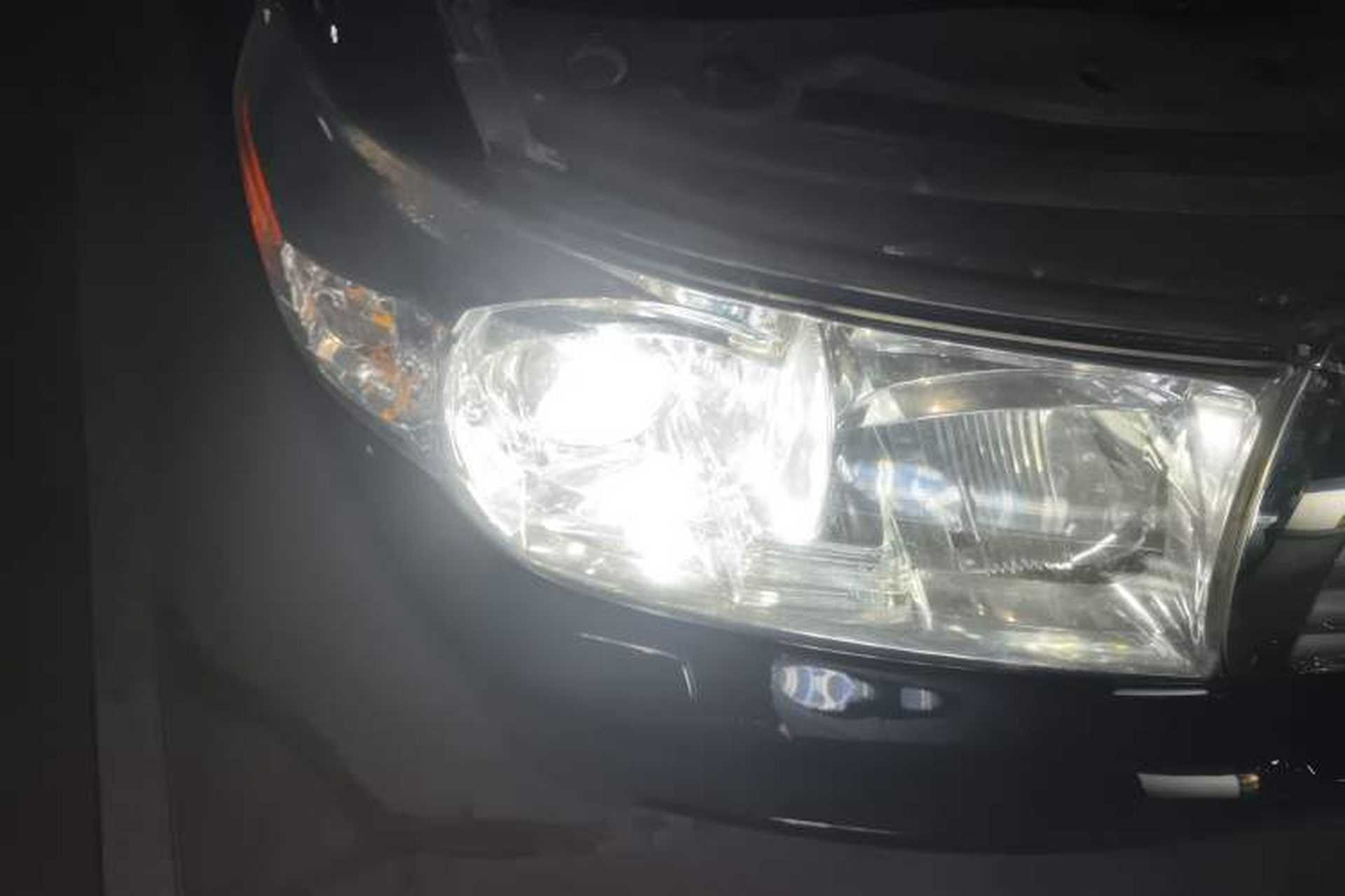 Used Toyota Land Cruiser  Right Front Headlight