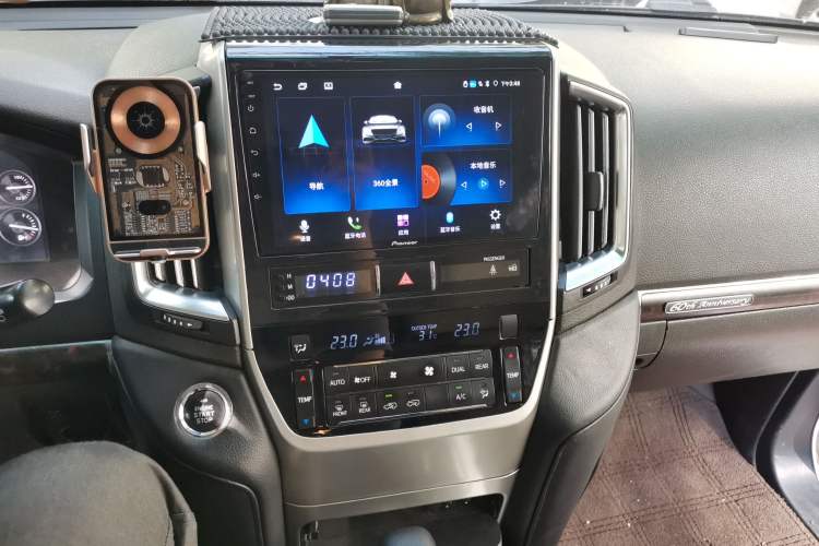 Used Toyota Land Cruiser  Audio And AC Panel