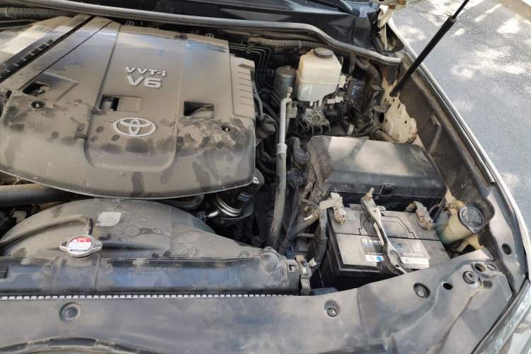Used Toyota Land Cruiser  Engine Bay Left