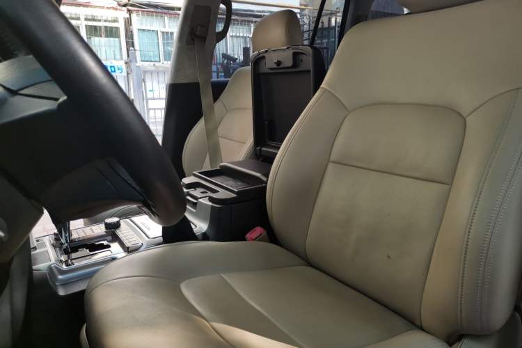 Used Toyota Land Cruiser  Left Front Seat