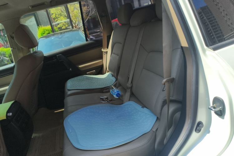 Used Toyota Land Cruiser 2011 4000 60th Anniversary Edition Left Rear Seat