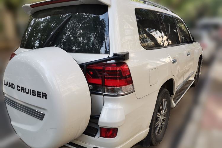 Used Toyota Land Cruiser  Rear Right 45 Deg