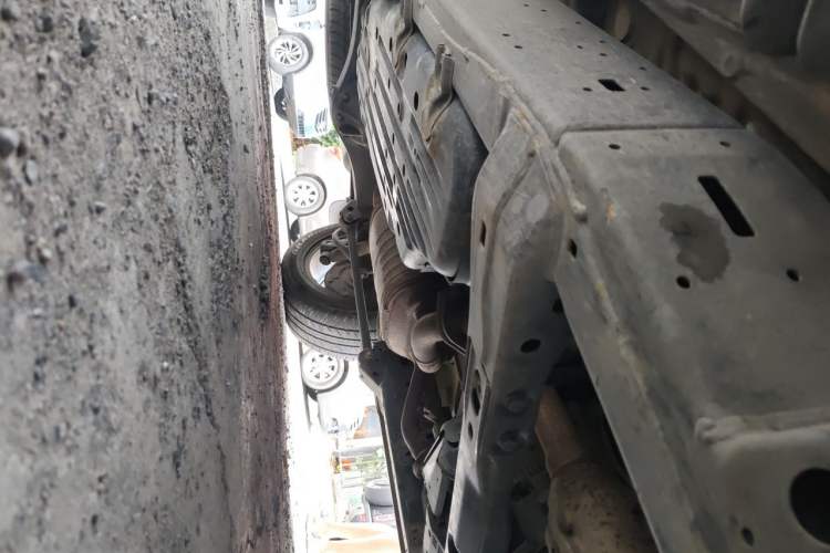 Used Toyota Land Cruiser  Chassis Front Right