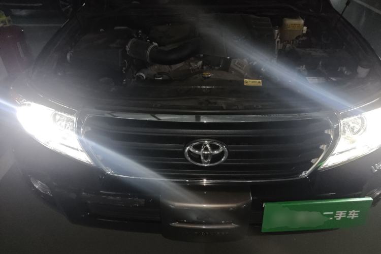 Used Toyota Land Cruiser 2012 4000 Engine Bay
