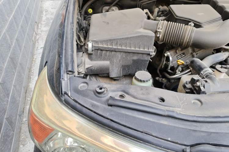 Used Toyota Land Cruiser  Engine Bay Right