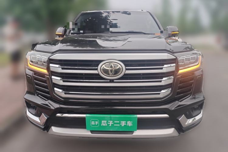 Used Toyota Land Cruiser 2012 4.6L Automatic VX-R Front