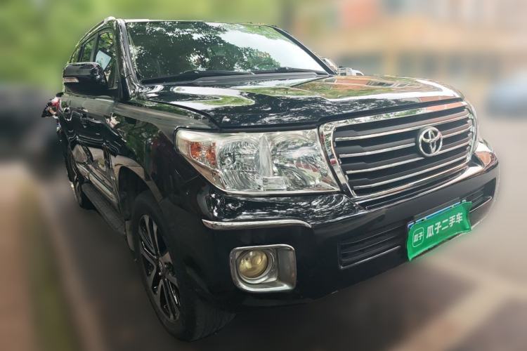 Used Toyota Land Cruiser 2012 4.0L Automatic GX-R Front Right 45 Deg