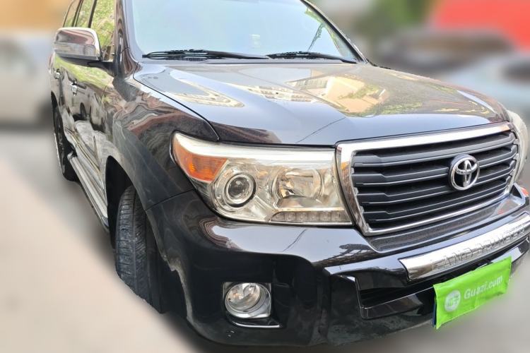 Used Toyota Land Cruiser  Front Right 45 Deg