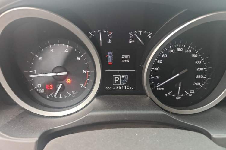 Used Toyota Land Cruiser 2012 4.6L Automatic VX-R Instrument Cluster