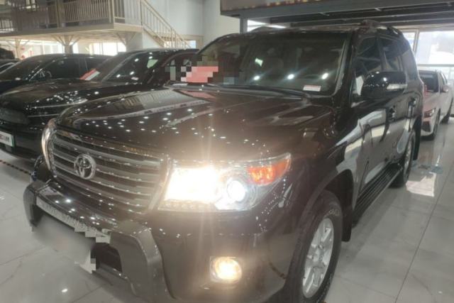 Used Toyota Land Cruiser 2012 4.0L Automatic VX