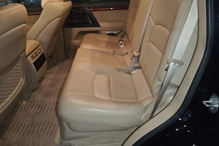 Used Toyota Land Cruiser 2012 4000 Left Rear Seat
