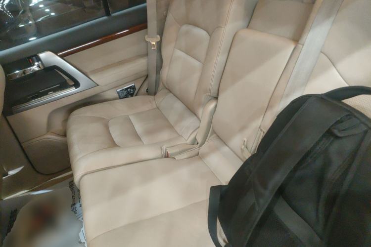 Used Toyota Land Cruiser 2012 4.0L Automatic VX Left Rear Seat