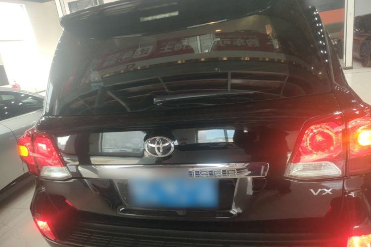 Used Toyota Land Cruiser 2012 4.0L Automatic VX Rear